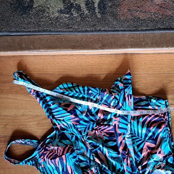 VINTAGE ELISABETH STEWART SIZE 18 ONE PIECE  SWIMSUIT. - Picture 12 of 13